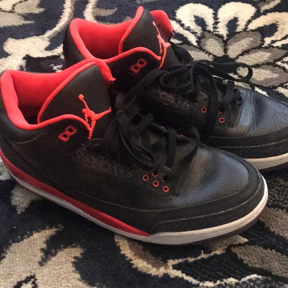 Jordan 3 Crimson - Picture 1 of 3